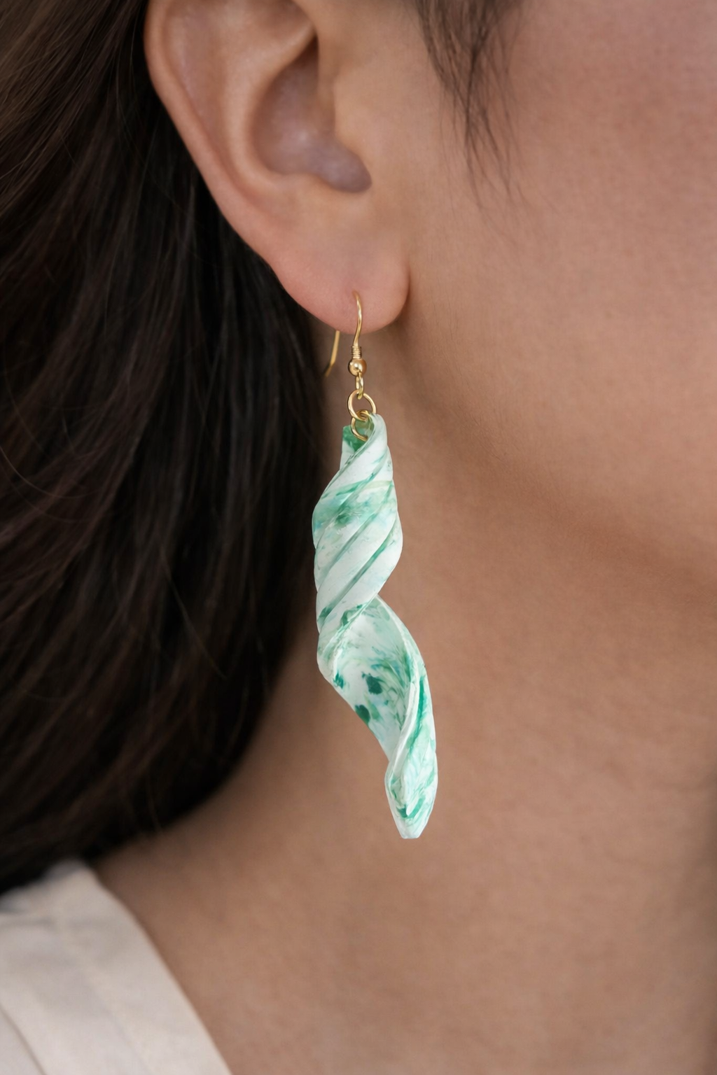 Green and White Swirl